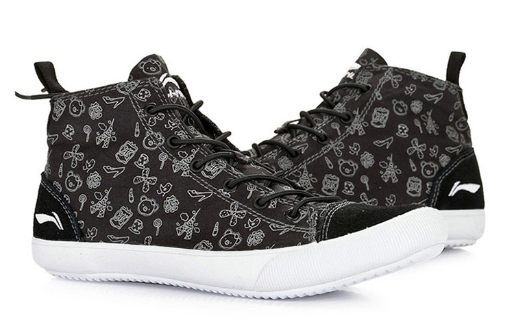 Lookbook (W) Li-Ning Comfort High-Top Kasual 'Hitam Putih' ALKG006-2
