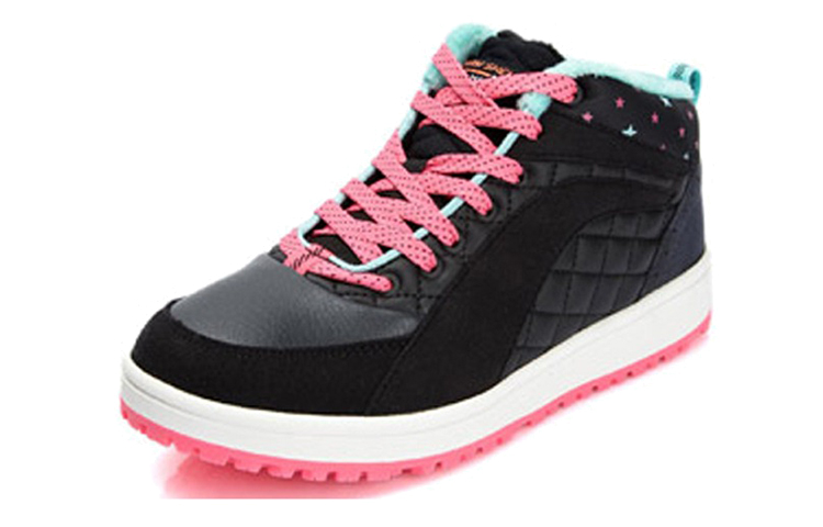 Lookbook (W) Li-Ning Comfort Mid-Top 'Hitam Merah Jambu' ALCK118-3
