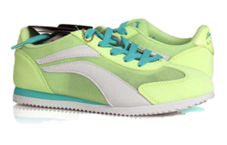 Shop (Women) Li-Ning Comfort Runner Low 'Green' ALCJ042-4