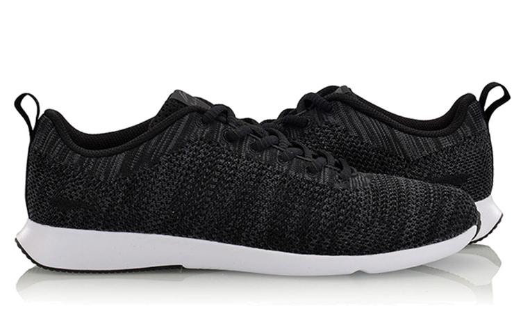 Lookbook (W) 李宁舒适透气耐磨低帮休闲跑鞋‘黑白’ AGCM116-3