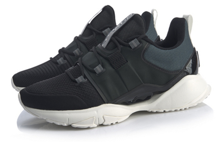 Lookbook (W) Li-Ning Crazy Run X 'Hitam' ARHQ022-4