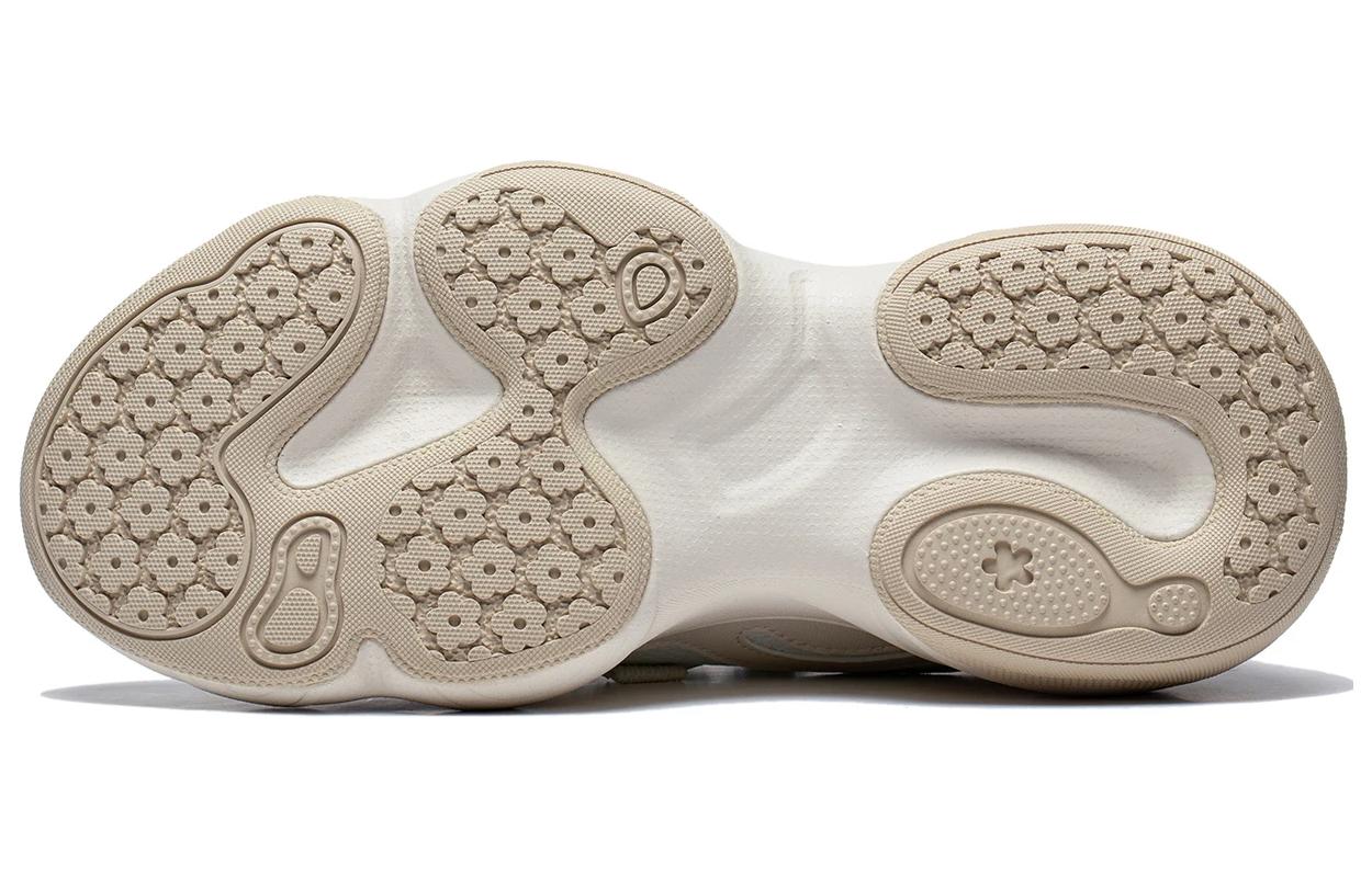 Shop (W) 李宁 Disney x Comfort Low '蜂蜜奶油' AGCT126-4