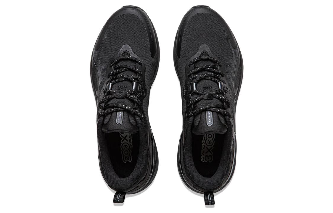 Shop LiNing李寧 易適 反光LOGO字母 減震通氣 低筒 跑步鞋 女款 黑色