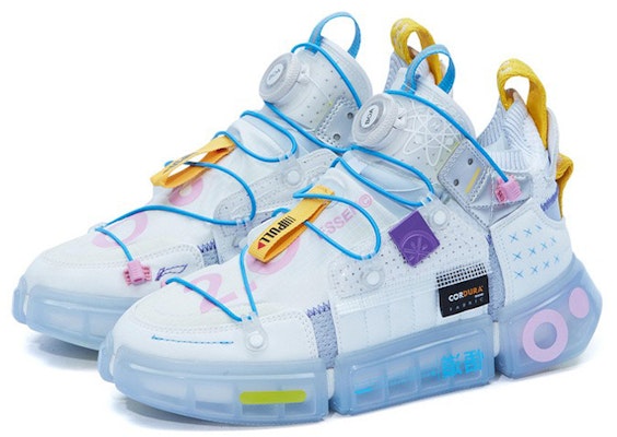 (Women) Li-Ning Essence 2 Futuristic 'Light Blue' AGWR022-2 Lookbook (Women) Li-Ning Essence 2 Futuristic 'Light Blue' AGWR022-2