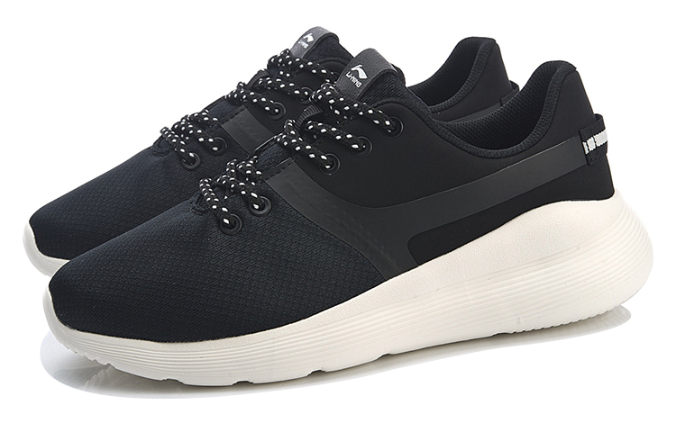 Lookbook (W) Li-Ning Heather II ''Schwarz Weiß'' Sneakers AGCP014-1