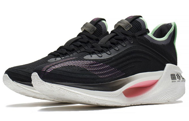 Lookbook (W) Li-Ning Jue Ying Essential 'Hitam Putih' ARRS004-3