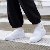 LiNing李寧 運動生活系列 防滑耐磨 低筒 板鞋 女款 白 Purchase LiNing李寧 運動生活系列 防滑耐磨 低筒 板鞋 女款 白