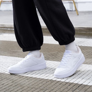 (W) 李宁休闲滑板鞋‘白色’ AGCS420-6 Purchase (W) 李宁休闲滑板鞋‘白色’ AGCS420-6