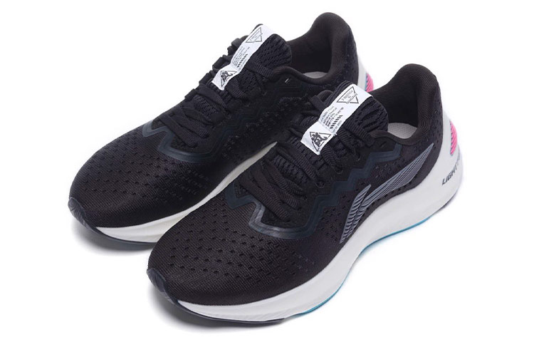 Lookbook (W) Li-Ning Light Foam Lam ''Noir Baskets Basses Running'' ARVQ068-3