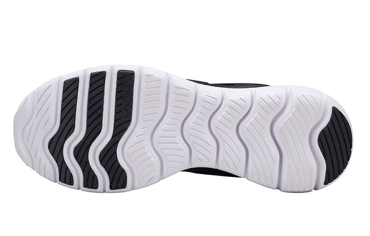 Shop (W) Li-Ning Lingdong V2 Slip-On 'Hitam Putih' ARHN172-1