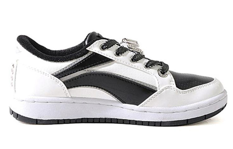 Order (W) Sepatu Li-Ning Low-Top 'Hitam Putih' ALCF014-1