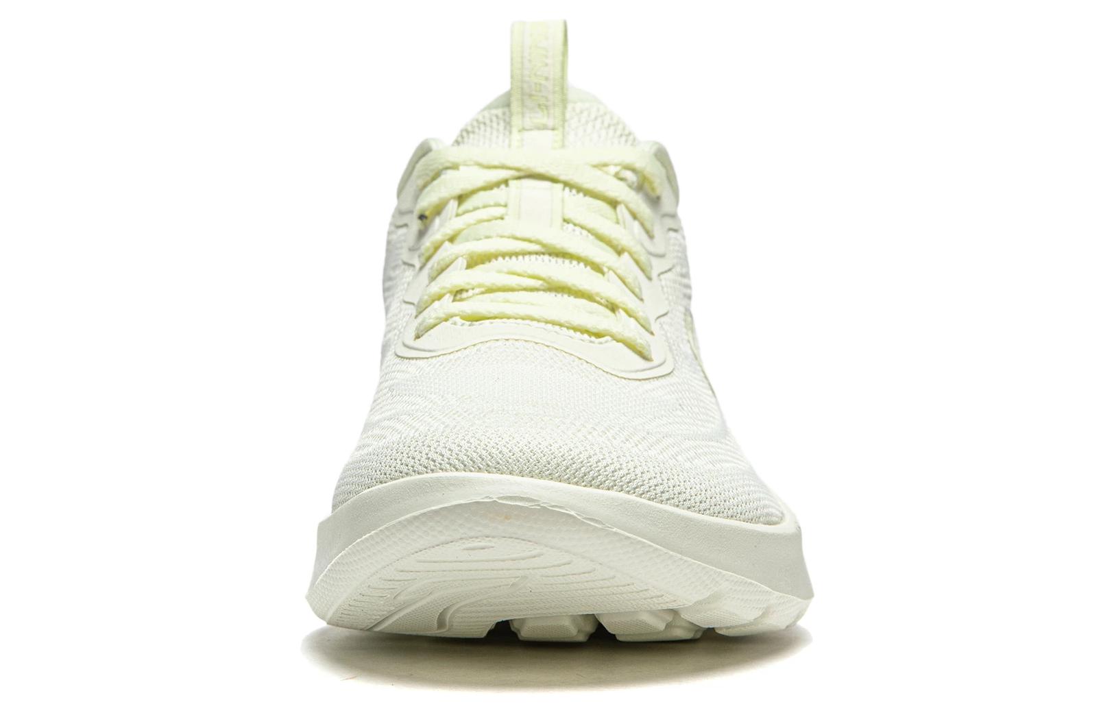 Shop (W) 李寧ライトフェザーシリーズ クリームホワイト ランニングシューズ ARSU022-4