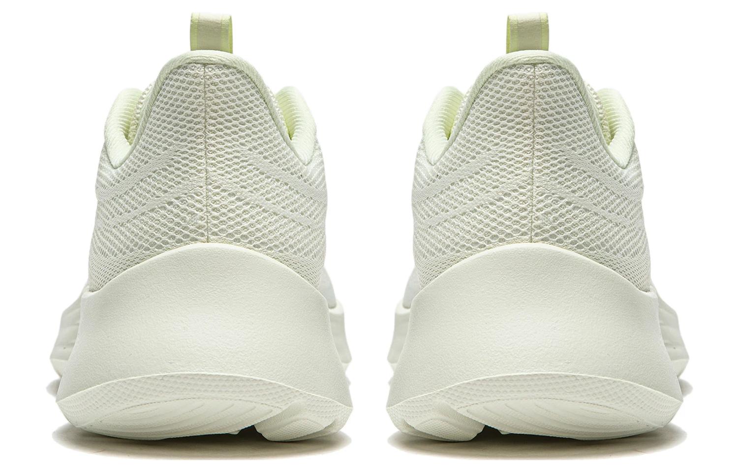 Details for (W) 李寧ライトフェザーシリーズ クリームホワイト ランニングシューズ ARSU022-4