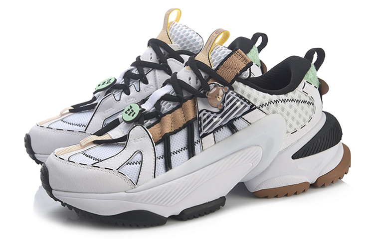 Lookbook (W) Li-Ning Nebula M1 x Line Friends ''Bianco Nero'' AGCQ598-2