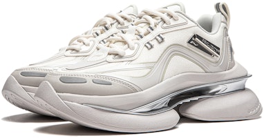 台灣李寧 Project* 靈空 反光經典 低筒 生活休閒鞋 女款 乳白色/風鈴灰 Lookbook 台灣李寧 Project* 靈空 反光經典 低筒 生活休閒鞋 女款 乳白色/風鈴灰