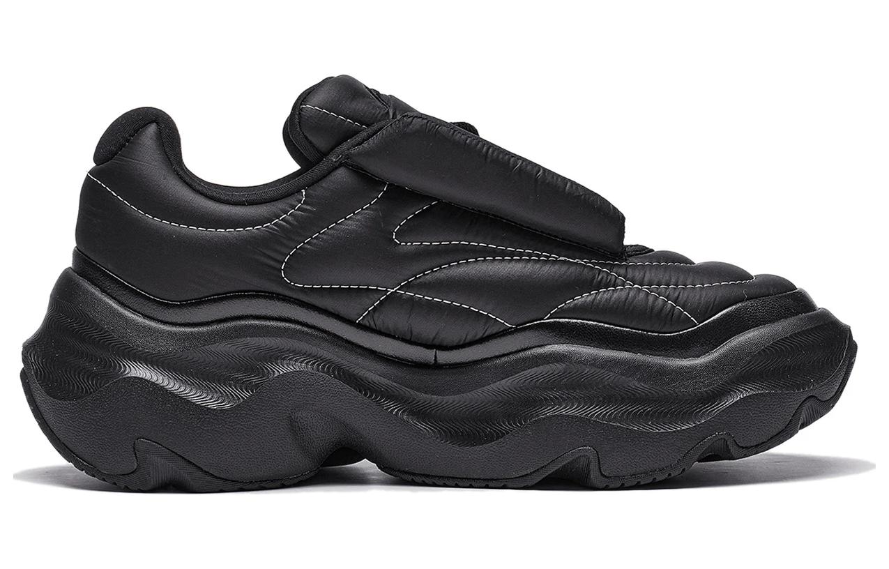 Lookbook (W) Li-Ning Puff Runner 'Hitam' AZGT072-3