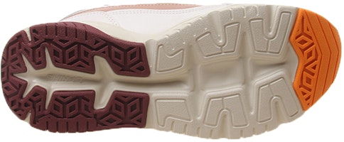 李寧 舒適 減震 中幫 跑步鞋 女款 褐灰紅 Shop 李寧 舒適 減震 中幫 跑步鞋 女款 褐灰紅