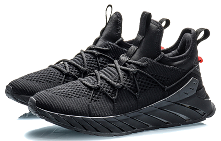 Lookbook (W) Li-Ning Running Mid ''Standaard Zwart'' ARHQ122-4