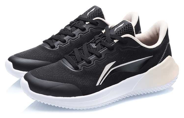 Lookbook 李寧 透氣耐磨 低筒 跑步鞋 女款 黑白