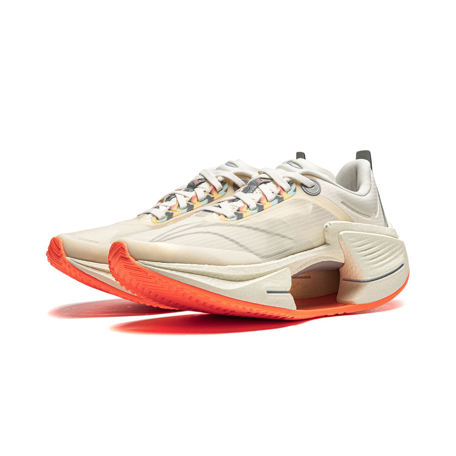 Lookbook (W) Li-Ning Shadow 3 Essential 'Off-White' Lelaki Kasut Sukan. ARRU006-1