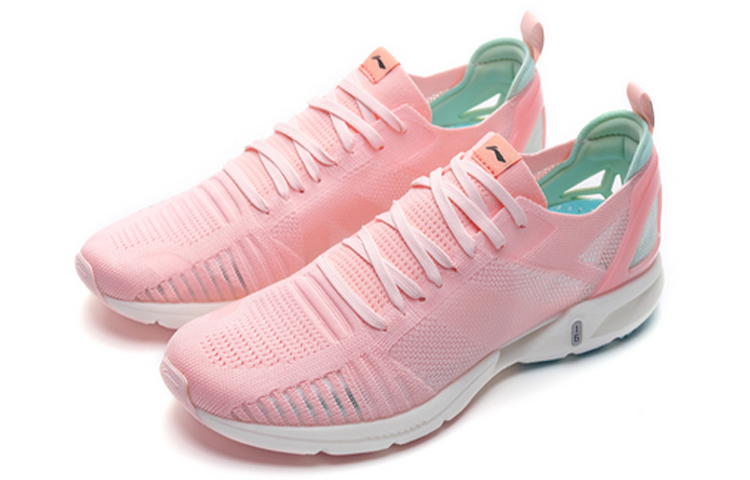 Lookbook (W) Li-Ning Super Light XVI 'Pink' Sepatu Wanita ARBP012-3