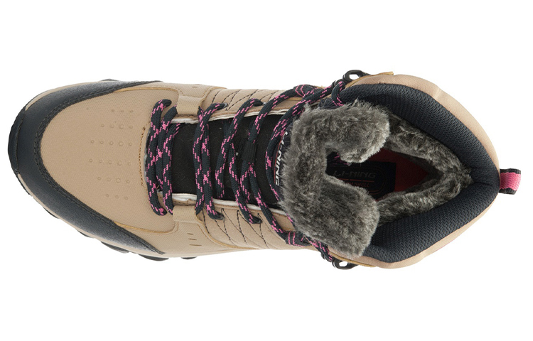Lookbook (W) Li-Ning Trail Runner ''Apricot Schwarz'' AHTK006-1