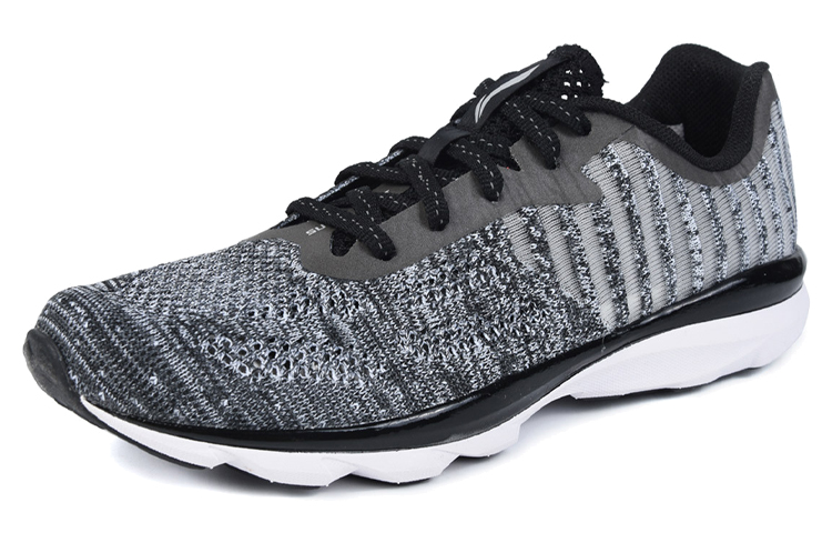 Lookbook (W) Li-Ning Ultra Light XIII 'Kelabu Hitam' ARBM144-3