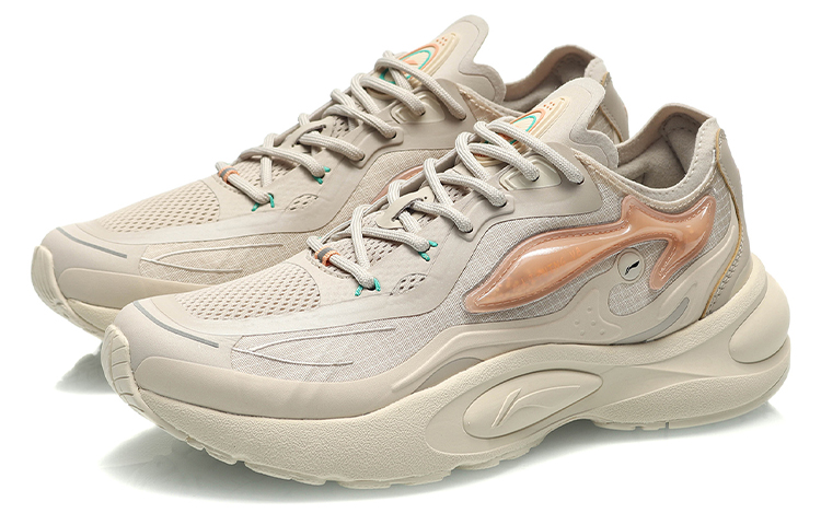 Lookbook (W) Li-Ning V8 1.5 ''Wit Beige'' ARHQ304-3