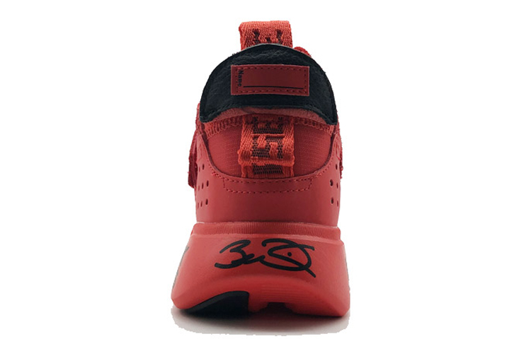 Lookbook (W) Li-Ning Wade Essence 2 ACE 'Merah' AGWN024-5