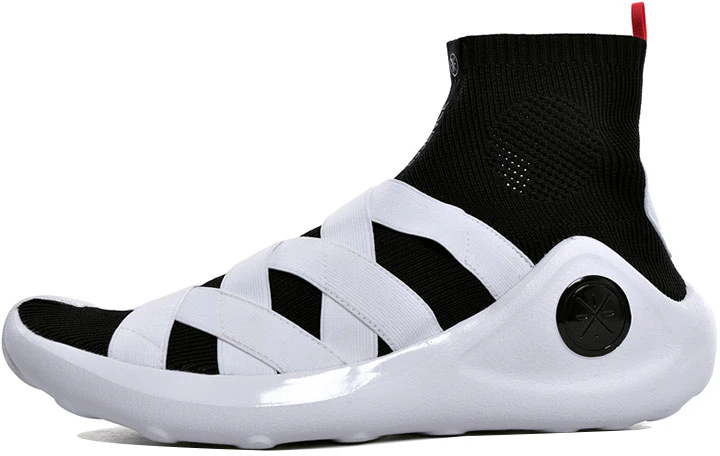 women-li-ning-way-of-wade-high-top-retro-basketball-black-white-agwn-042-1