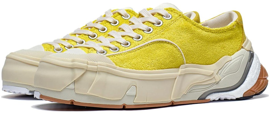 (Women) Li-Ning Wuji 'Yellow Beige' AZGT038-6 Lookbook (Women) Li-Ning Wuji 'Yellow Beige' AZGT038-6