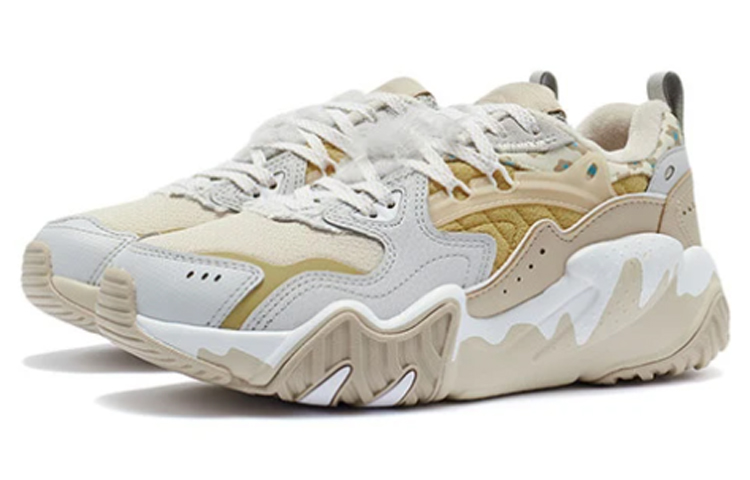 Lookbook (W) 李寧 X-Claw Lite 白ベージュ (Rīningu Ekkusukurō Raito Shiro Bēju) AGCR230-3