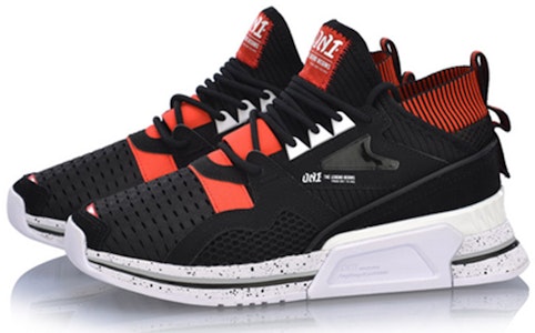 LiNing李寧 001 T1000 一體織透氣潮流休閒鞋 女款 標準黑 Lookbook LiNing李寧 001 T1000 一體織透氣潮流休閒鞋 女款 標準黑