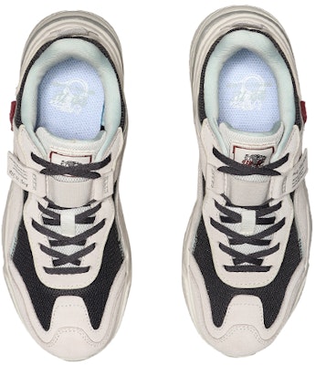 (Women) Li-Ning Candle Dragon 'White Black' AGCR344-10 Shop (Women) Li-Ning Candle Dragon 'White Black' AGCR344-10