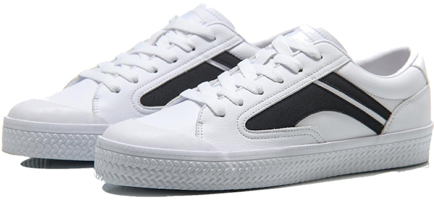 (W) Sepatu Skate Kasual Li-Ning 'Putih Hitam' AGCN204-6 Lookbook (W) Sepatu Skate Kasual Li-Ning 'Putih Hitam' AGCN204-6