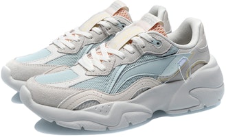 LiNing李寧 經典休閒 低幫 跑步鞋 女款 淺藍灰 Lookbook LiNing李寧 經典休閒 低幫 跑步鞋 女款 淺藍灰