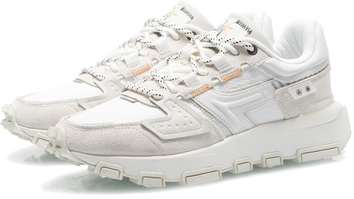 (Women) Li-Ning Cloud Blade 'Smoke White' AGCR328-1 Lookbook (Women) Li-Ning Cloud Blade 'Smoke White' AGCR328-1