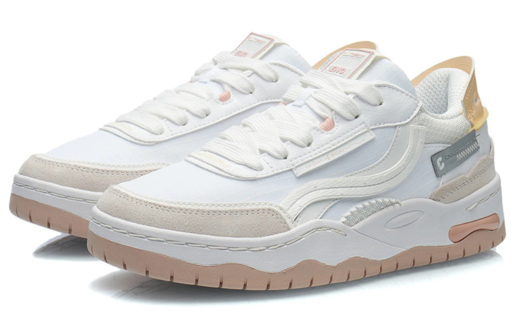 Lookbook (W) Li-Ning Counterflow 'Putih Kuning' AGCR300-3