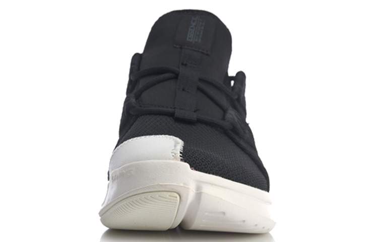 Shop (W) Li-Ning Essence Lowkey Lace 2 Sepatu Sneakers AGBP054-2