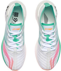 LiNing李寧 絕影基本款 防滑抗震耐磨 低筒 跑步鞋 女款 白綠 Shop LiNing李寧 絕影基本款 防滑抗震耐磨 低筒 跑步鞋 女款 白綠