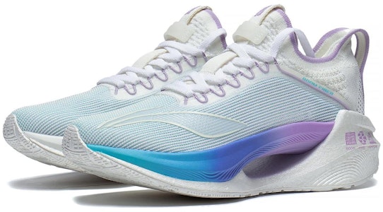 LiNing李寧 绝影 Essential 䨻絲 防滑耐磨減震 低帮 跑步鞋 女款 白藍紫 Lookbook LiNing李寧 绝影 Essential 䨻絲 防滑耐磨減震 低帮 跑步鞋 女款 白藍紫