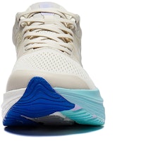 LiNing李寧 烈駿6代 反光 穩定 包覆性輕便 低筒 跑步鞋 女款 珍珠白 Purchase LiNing李寧 烈駿6代 反光 穩定 包覆性輕便 低筒 跑步鞋 女款 珍珠白