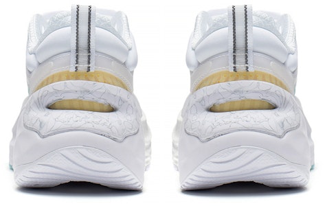 李寧 烈駿6代 反光 穩定 支撐 低幫 跑步鞋 女款 白色 Shop 李寧 烈駿6代 反光 穩定 支撐 低幫 跑步鞋 女款 白色