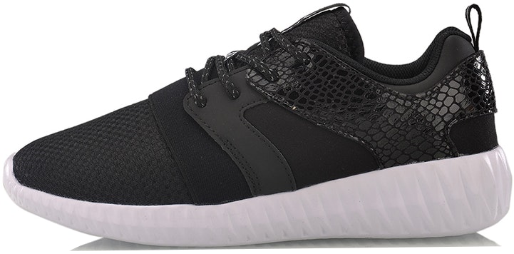 women-li-ning-hacker-black-and-white-mesh-arlm-006-1