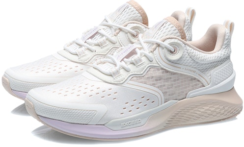 (W) 李宁跑鞋低帮 '云雾白' AGLR056-1 Lookbook (W) 李宁跑鞋低帮 '云雾白' AGLR056-1