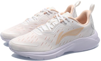 (W) 李宁低帮跑鞋 '白橙' ARHR140-3 Lookbook (W) 李宁低帮跑鞋 '白橙' ARHR140-3