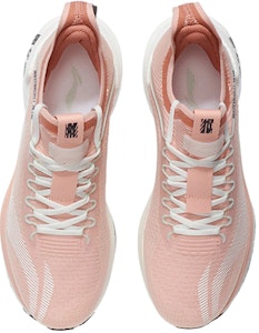 LiNing李宁 绝影 Essential 反光 防滑耐磨轻便 低帮 跑步鞋 女款 砂橘色 Lookbook LiNing李宁 绝影 Essential 反光 防滑耐磨轻便 低帮 跑步鞋 女款 砂橘色