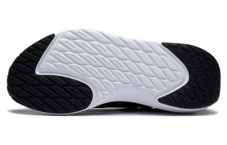 Purchase (W) 李宁软行运动鞋 "黑白" AGLT106-2