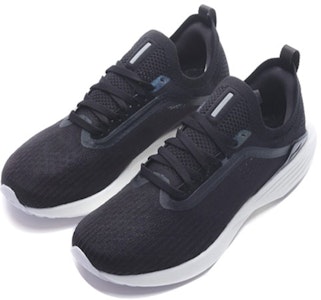 LiNing李寧 超輕17 透氣 低筒 跑步鞋 女款 黑色 Lookbook LiNing李寧 超輕17 透氣 低筒 跑步鞋 女款 黑色