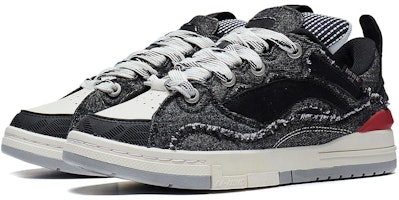 中國李寧 惟吾 Golden 舒適百搭 耐磨輕便 低幫 板鞋 女款 黑色 Lookbook 中國李寧 惟吾 Golden 舒適百搭 耐磨輕便 低幫 板鞋 女款 黑色